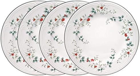 Elegant Pfaltzgraff Winterberry Dinner Plate