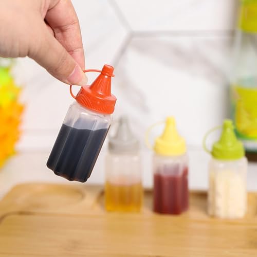 4 Pcs Mini Squeeze Condiment Bottles 1 OZ transparent for Easy Refill Kitchen Storage