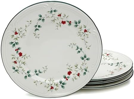 Elegant Pfaltzgraff Winterberry Dinner Plate