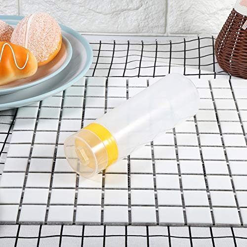 4-Hole Squeeze Sauce Bottle