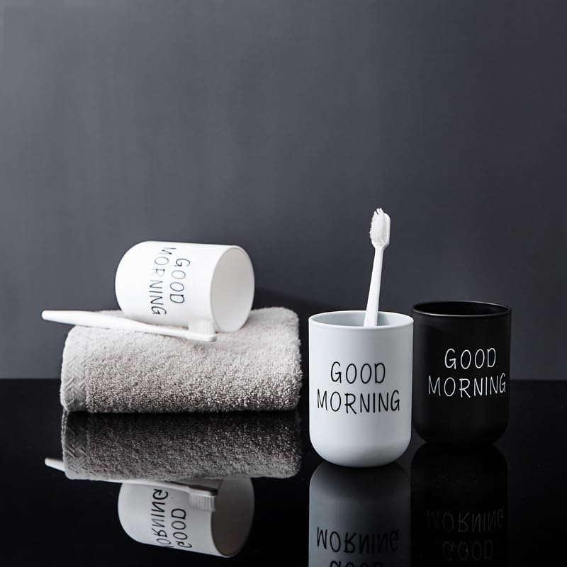 Fun Compact Toothbrush Cup