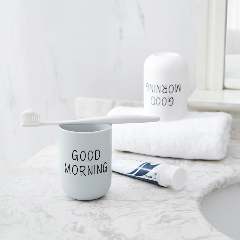 Fun Compact Toothbrush Cup