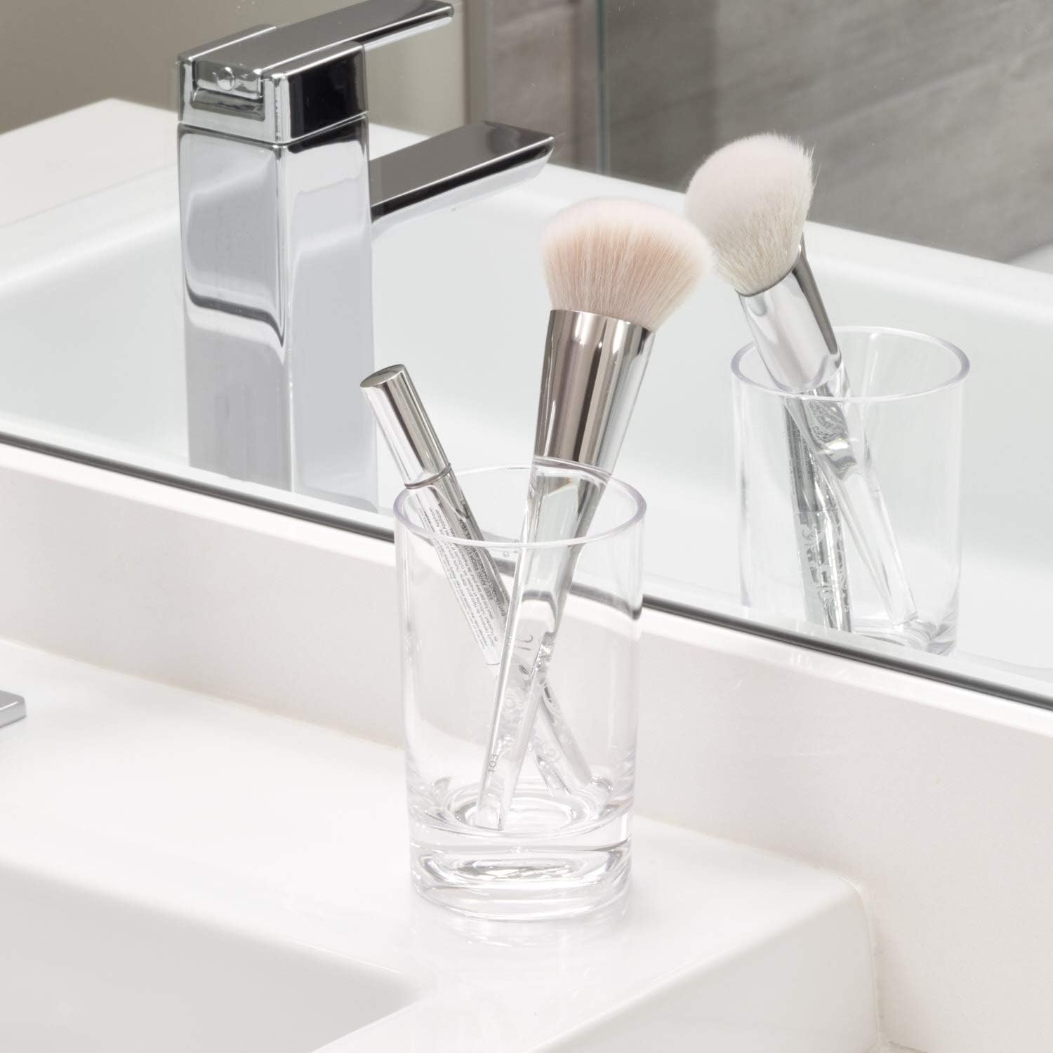 Keep Your Brushes Tidy Neat