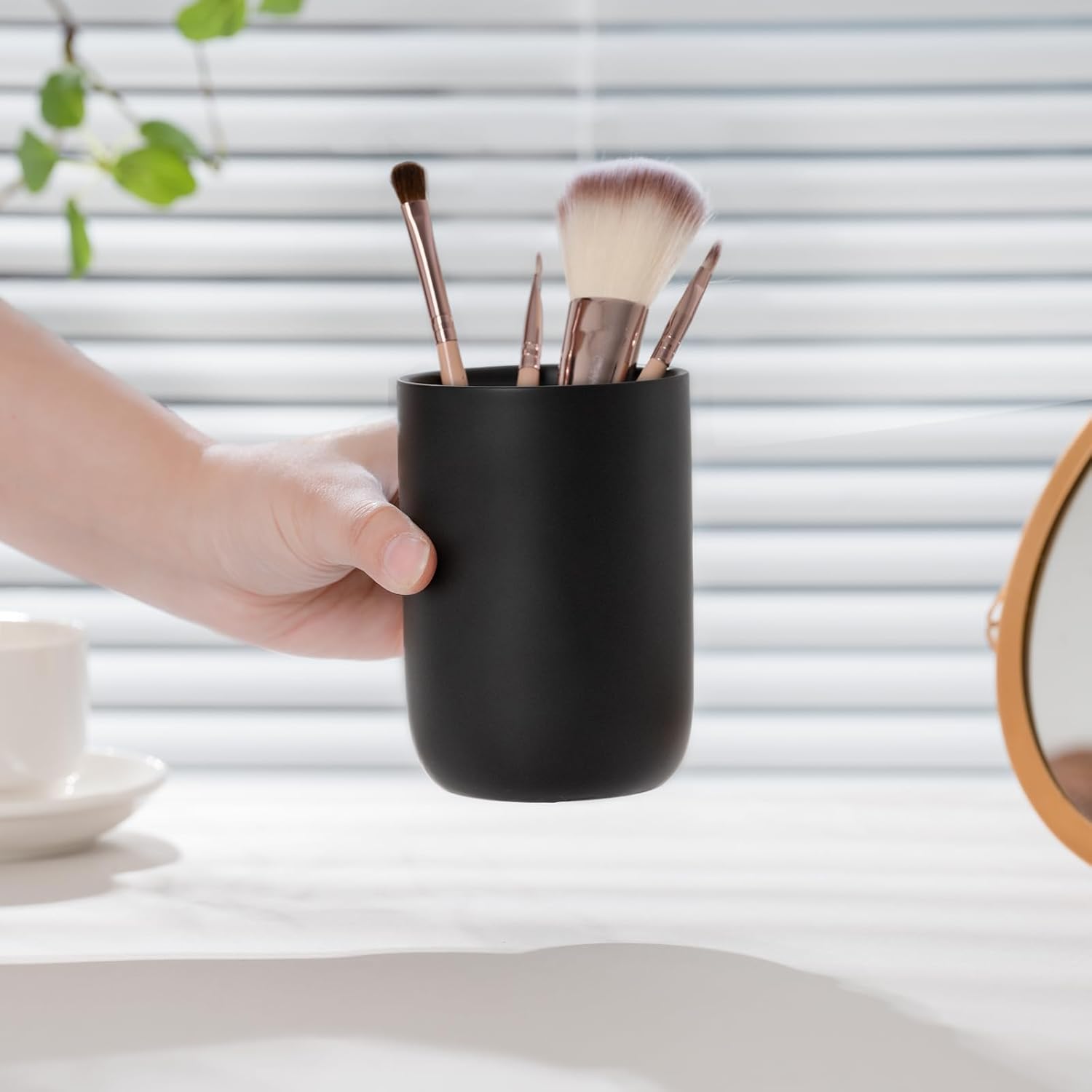 Matte Black Ceramic Toothbrush Cup 433 x 315
