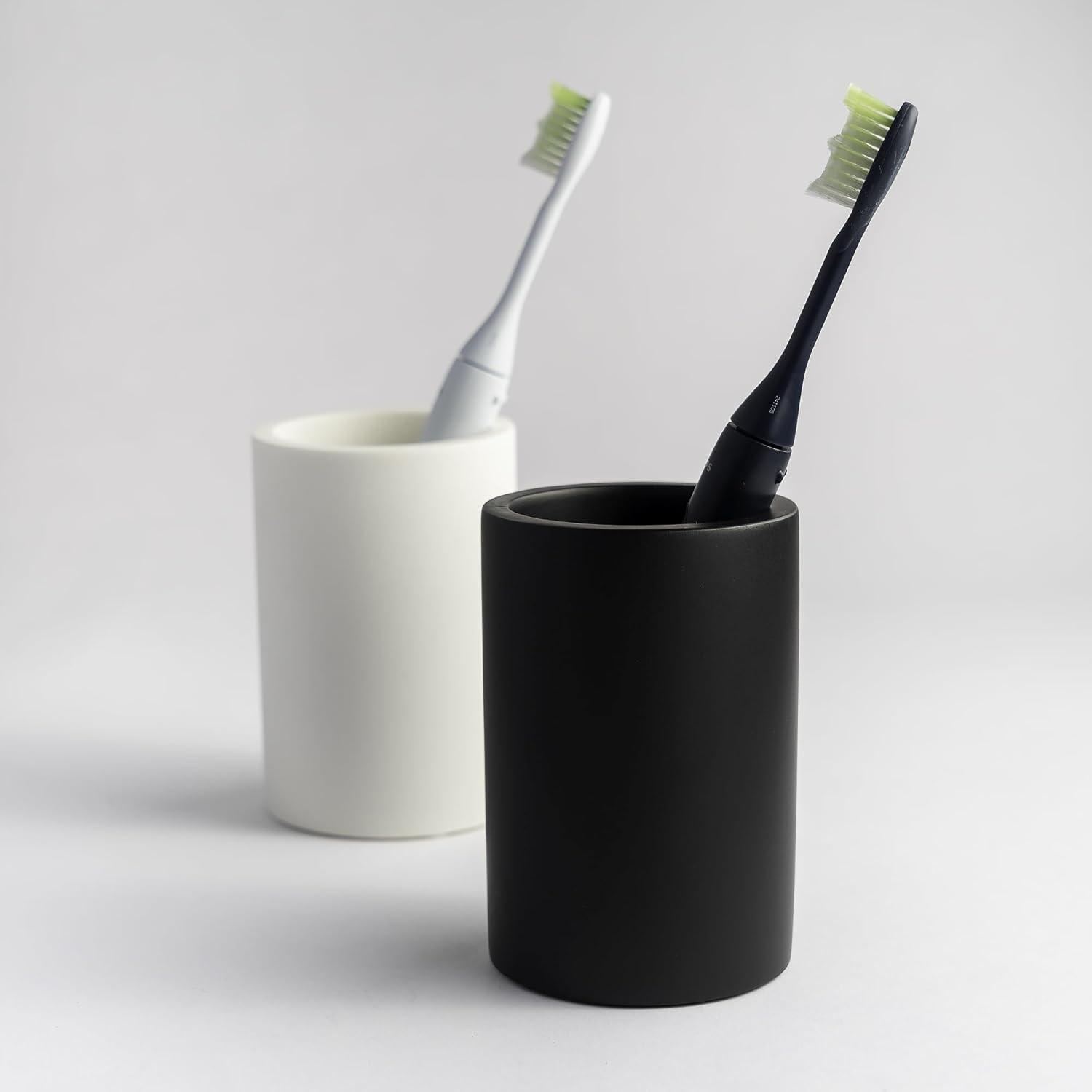 JO LAVIE MATTE BLACK RESIN BATH TUMBLER CUP