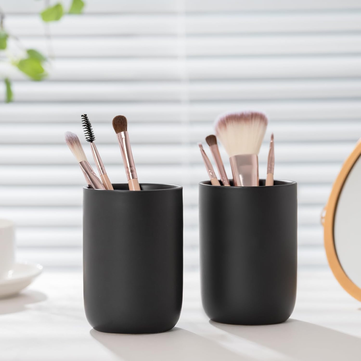 Matte Black Ceramic Toothbrush Cup 433 x 315