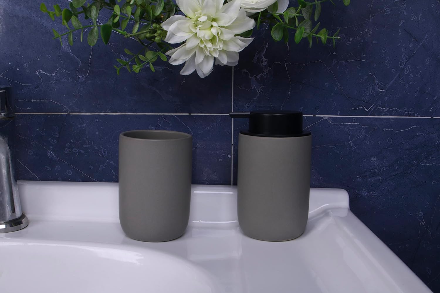 Bathroom Toothbrush Holder with_bw