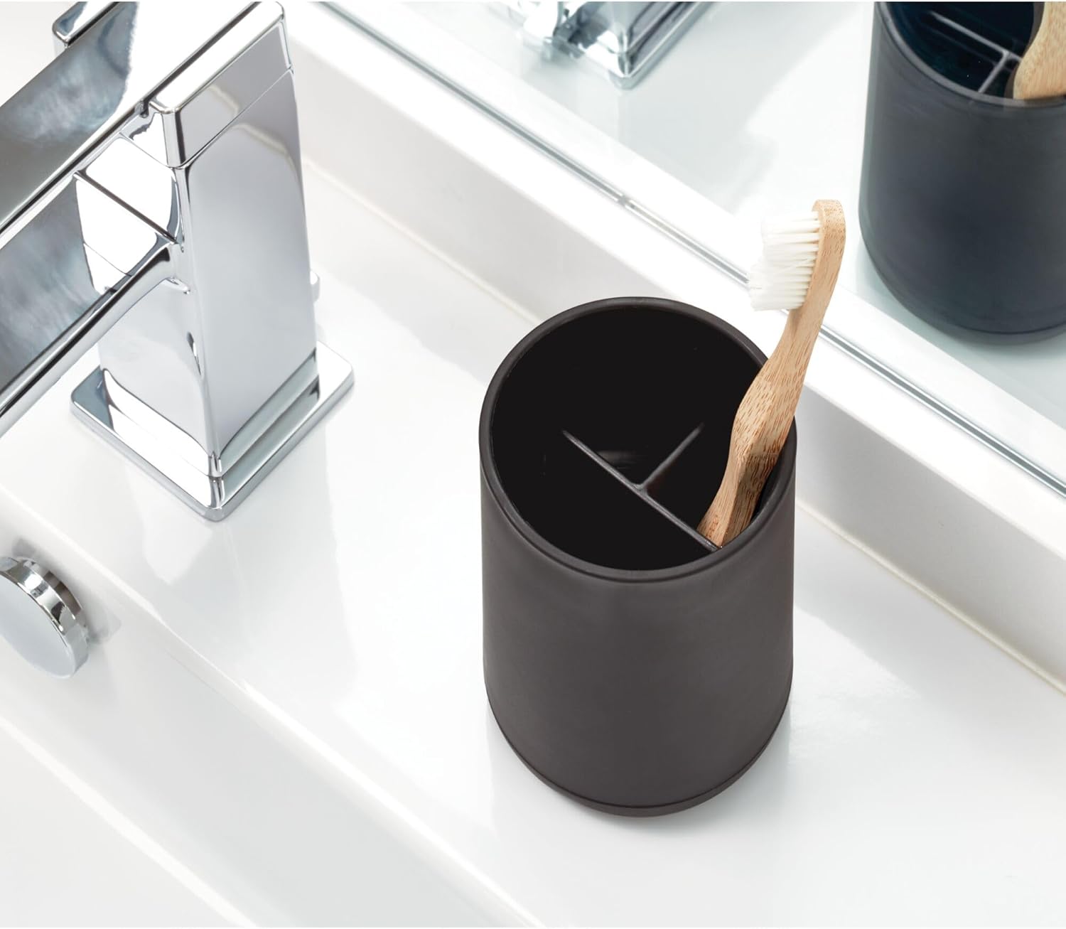 InterDesign iDesign Cade Soft Aqua Toothbrush Holder