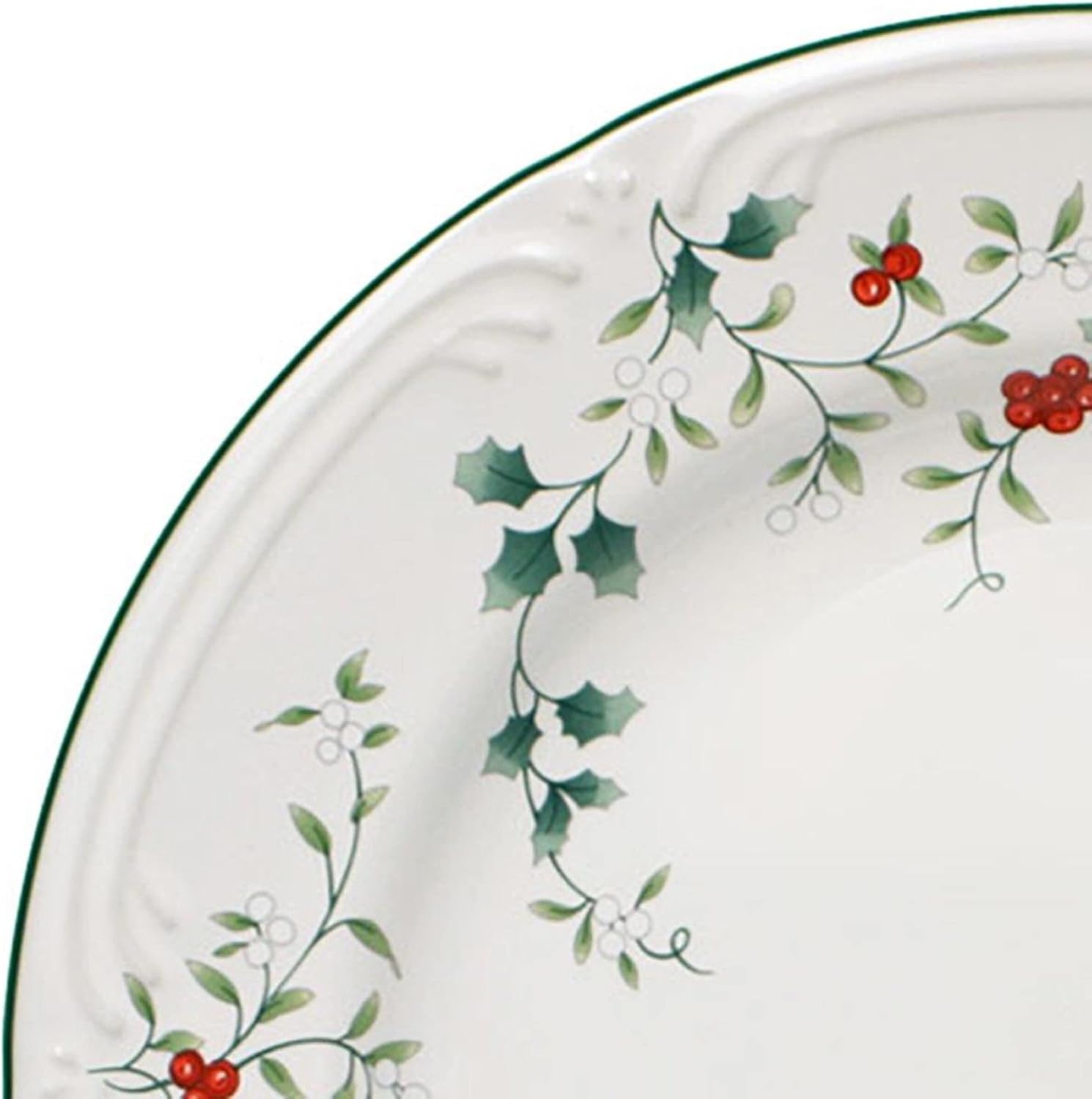 Elegant Pfaltzgraff Winterberry Dinner Plate