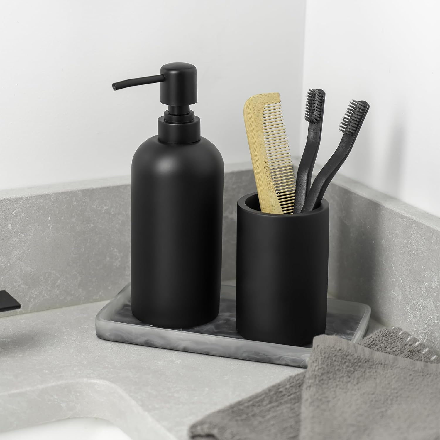 JO LAVIE MATTE BLACK RESIN BATH TUMBLER CUP