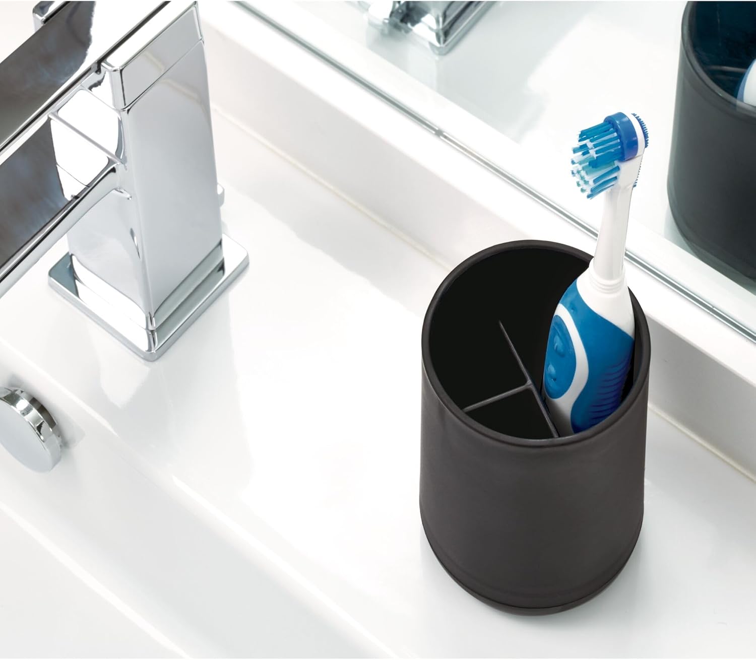 InterDesign iDesign Cade Soft Aqua Toothbrush Holder