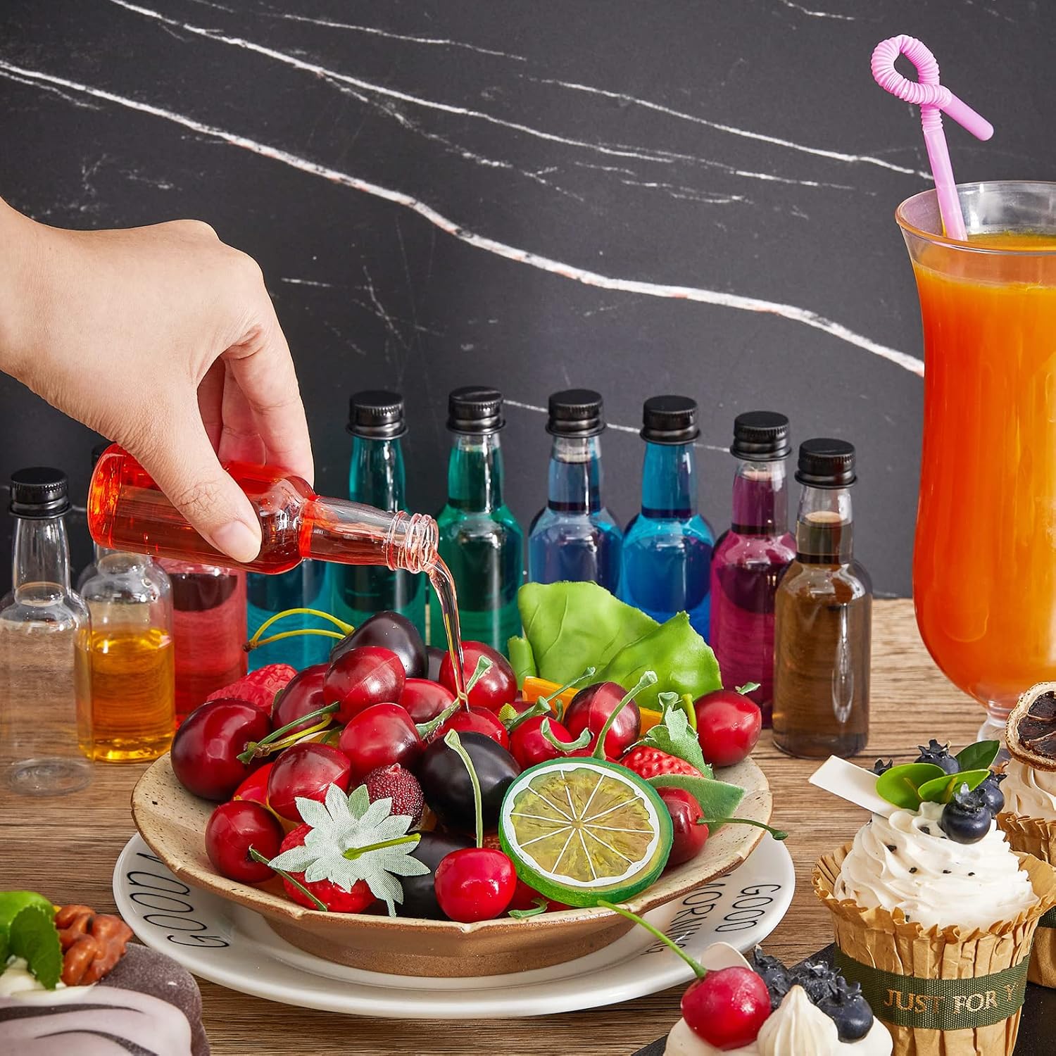 Tessco 100-Piece Mini Liquor Bottles Set