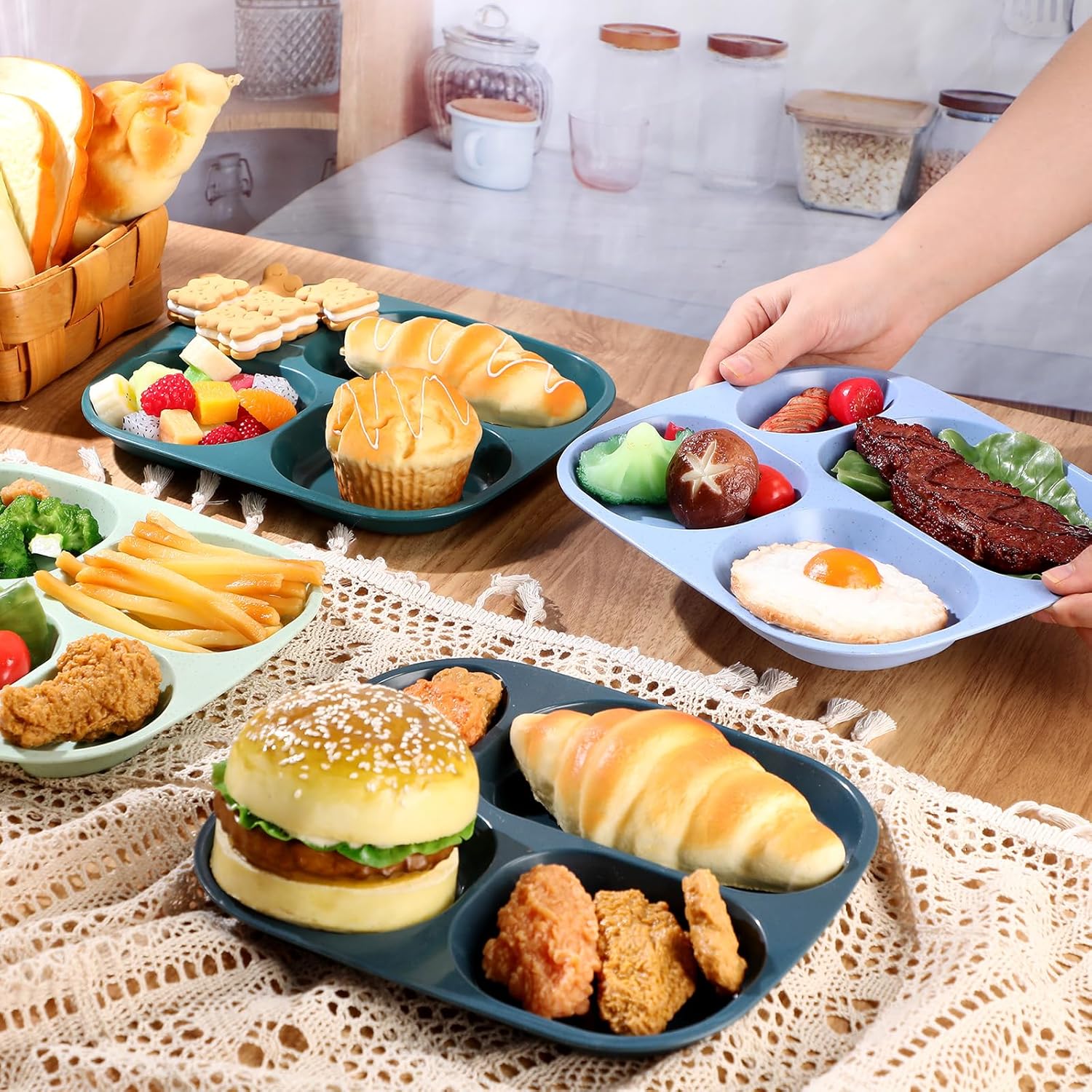 Vesici Reusable 8-Piece Divided Plates