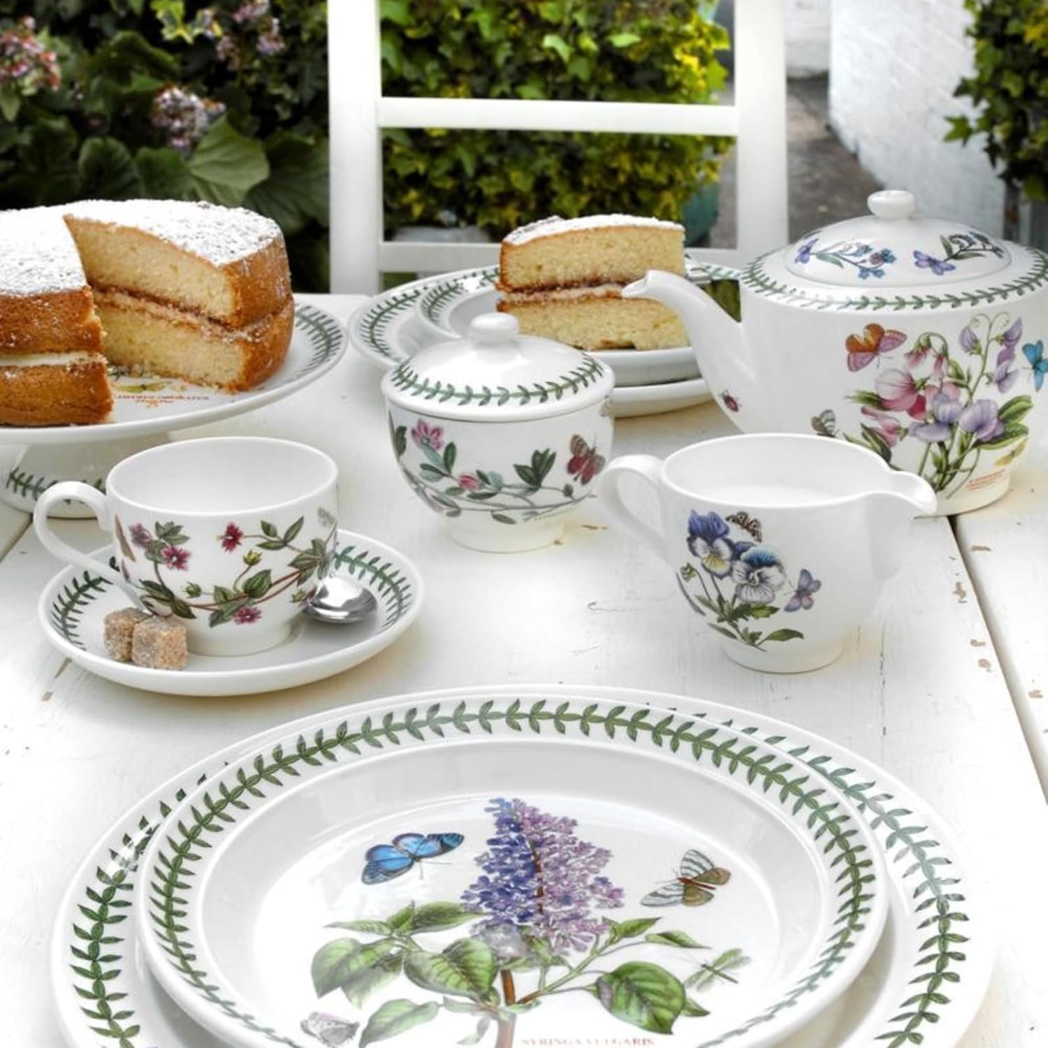 Portmeirion Exotic Hibiscus Dinner Plate